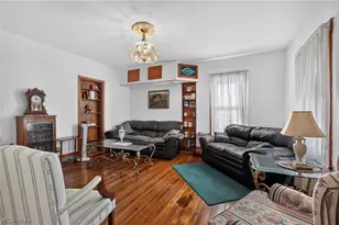 922 1st St NE, Massillon, OH 44646 - Photo 8