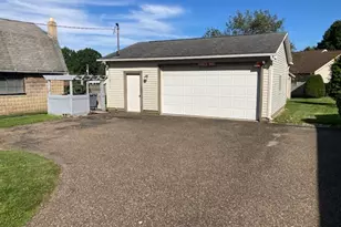 1113 S Broadway St, New Philadelphia, OH 44663 - Photo 12