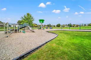 950 Pebble Beach Cove, Painesville Twp, OH 44077 - Photo 42