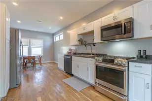 2107 31st St NW, Canton, OH 44709 - Photo 2