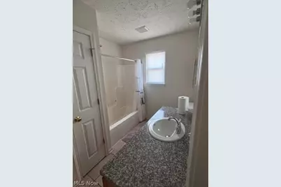 2186 E 40th Street, Loveland, OH 44103 - Photo 24