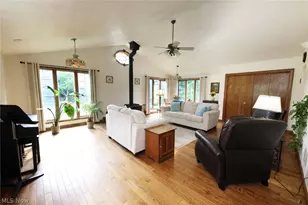 115 Forest Rd, Weirton, WV 26062 - Photo 18