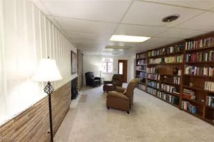 115 Forest Rd, Weirton, WV 26062 - Photo 28