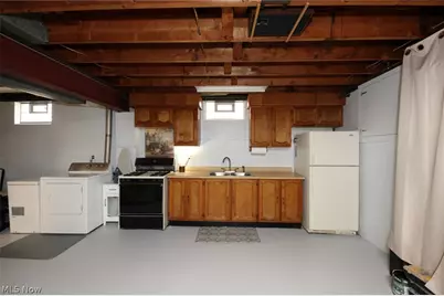 115 Forest Road, Weirton, WV 26062 - Photo 32