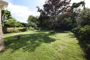 115 Forest Rd, Weirton, WV 26062 - Photo 8