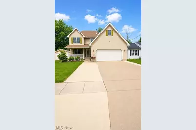 5856 Ridgeview Boulevard, North Ridgeville, OH 44039 - Photo 1