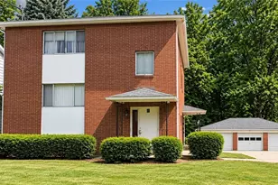 1804-1808 Cromwell Dr, Akron, OH 44313 - Photo 1