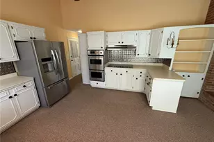1927 N Walnut St, Dover, OH 44622 - Photo 12
