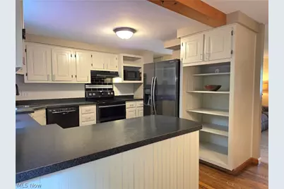 9900 Pebble Beach Cove, Aurora, OH 44202 - Photo 6