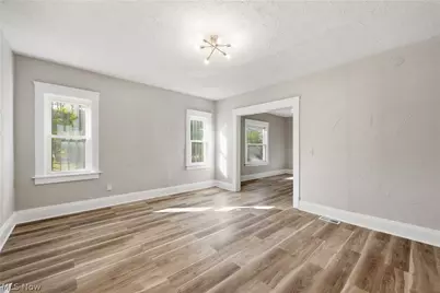 904 E 144th Street, Loveland, OH 44110 - Photo 8