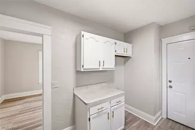 904 E 144th Street, Loveland, OH 44110 - Photo 16
