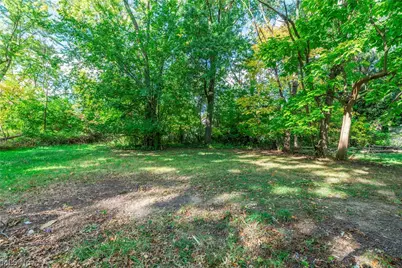 904 E 144th Street, Loveland, OH 44110 - Photo 4