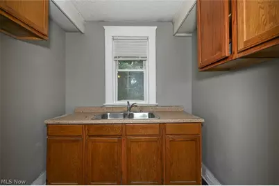 6153 Morton Avenue, Loveland, OH 44127 - Photo 18
