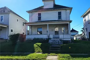 329 McClain Ave, Coshocton, OH 43812 - Photo 1