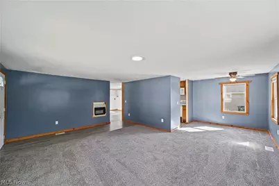 104 Pike Court, LaGrange, OH 44050 - Photo 6