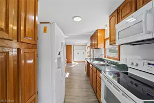 104 Pike Ct, LaGrange, OH 44050 - Photo 10