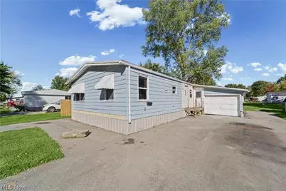 104 Pike Court, LaGrange, OH 44050 - Photo 2