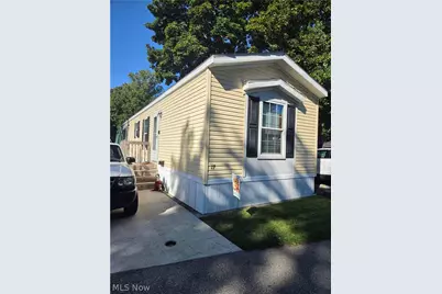 17 Westwoods, Amherst, OH 44001 - Photo 1