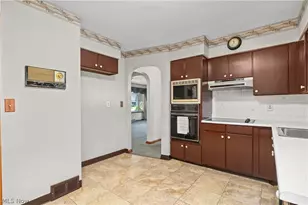 111 Yunker Ct, Elyria, OH 44035 - Photo 8