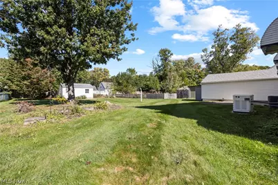 111 Yunker Court, Elyria, OH 44035 - Photo 30