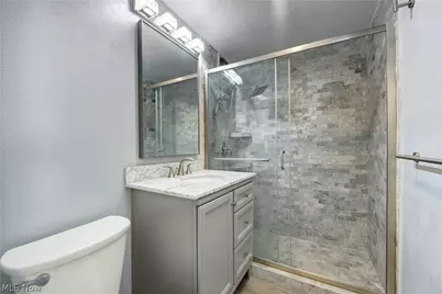 12520 Edgewater Drive #1506, Oakwood, OH 44107 - Photo 20