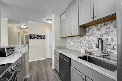 12520 Edgewater Drive #1506, Oakwood, OH 44107 - Photo 6