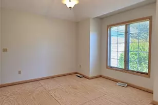 9286 Forest Point Cir, Macedonia, OH 44056 - Photo 22