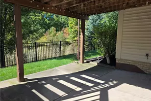 9286 Forest Point Cir, Macedonia, OH 44056 - Photo 32