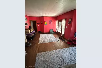 473 S Sunset View Drive, Akron, OH 44320 - Photo 6
