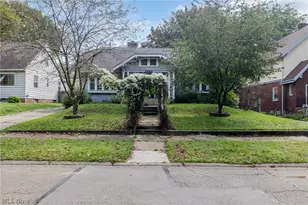 473 S Sunset View Dr, Akron, OH 44320 - Photo 1