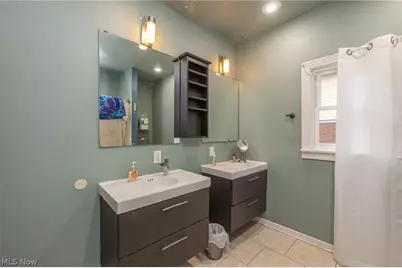 473 S Sunset View Drive, Akron, OH 44320 - Photo 10