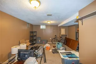 473 S Sunset View Dr, Akron, OH 44320 - Photo 32