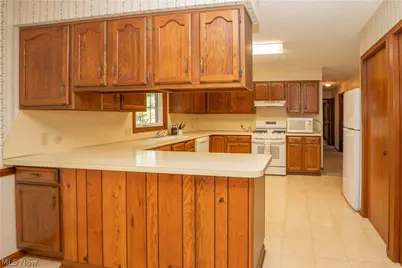 1211 Nancy Anna Avenue NW, Massillon, OH 44646 - Photo 14