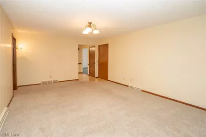 1211 Nancy Anna Avenue NW, Massillon, OH 44646 - Photo 32