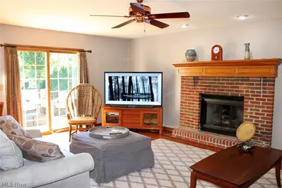 1938 Fairway Drive, Uniontown, OH 44685 - Photo 12
