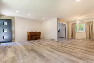 6787 Glenmere Ave NE, Canton, OH 44721 - Photo 10
