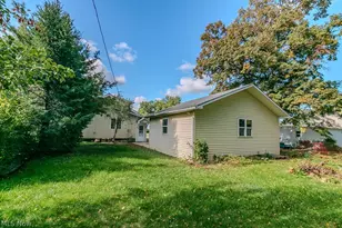 1175 E 332nd St, Eastlake, OH 44095 - Photo 30
