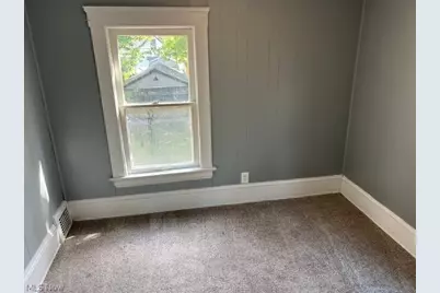 695 E 157th Street, Loveland, OH 44110 - Photo 12