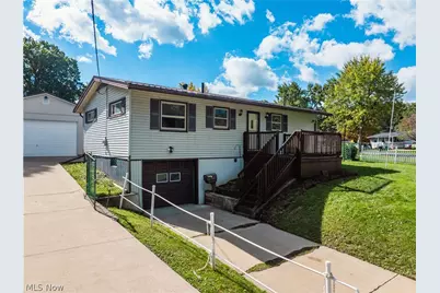830 Standish Circle NW, Massillon, OH 44647 - Photo 2