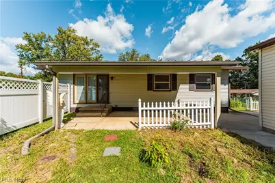 830 Standish Circle NW, Massillon, OH 44647 - Photo 4