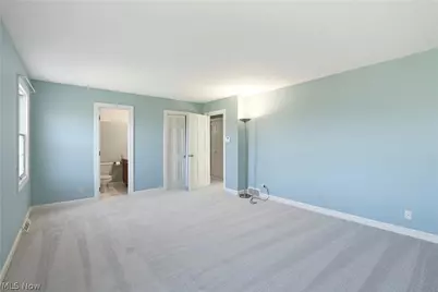 7850 Bainbridge Road, Chagrin Falls, OH 44023 - Photo 22