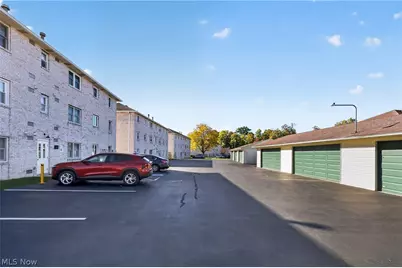 7350 Eisenhower Drive #4, Youngstown, OH 44512 - Photo 22