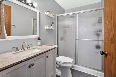 7350 Eisenhower Drive #4, Youngstown, OH 44512 - Photo 12