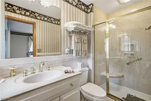 2500 Grove St NE, Canton, OH 44721 - Photo 10