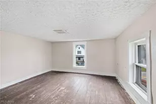 29 S High St, Jeromesville, OH 44840 - Photo 18