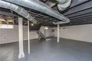 2221 10th St SW, Akron, OH 44314 - Photo 26