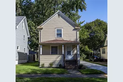 2221 10th Street SW, Akron, OH 44314 - Photo 1