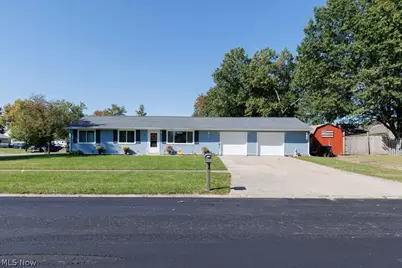 245 Defiance Avenue, Elyria, OH 44035 - Photo 1