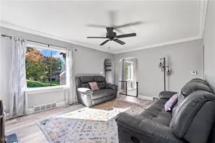 1415 Faircrest St SE, Canton, OH 44707 - Photo 8