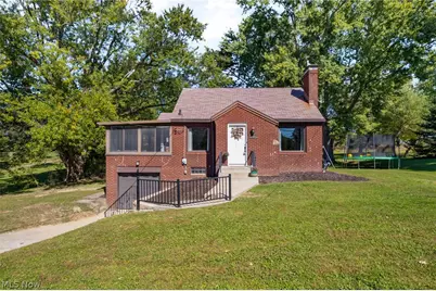 1415 Faircrest Street SE, Canton, OH 44707 - Photo 1